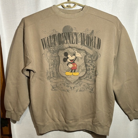 Disney Tops - Walt Disney World Sweatshirt L/XL